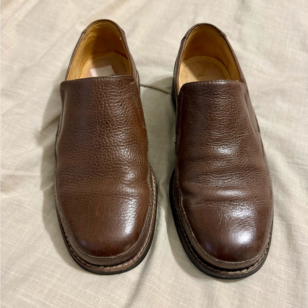Men’s all leather loafer shoes, brown, size 9D, excellent condition, buttersoft